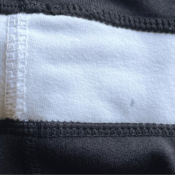 Lululemon Grove Flare Yoga Pant Size 10 - Picture 11 of 12